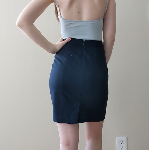 Club Monaco Wool Skirt - Picture 5 of 5